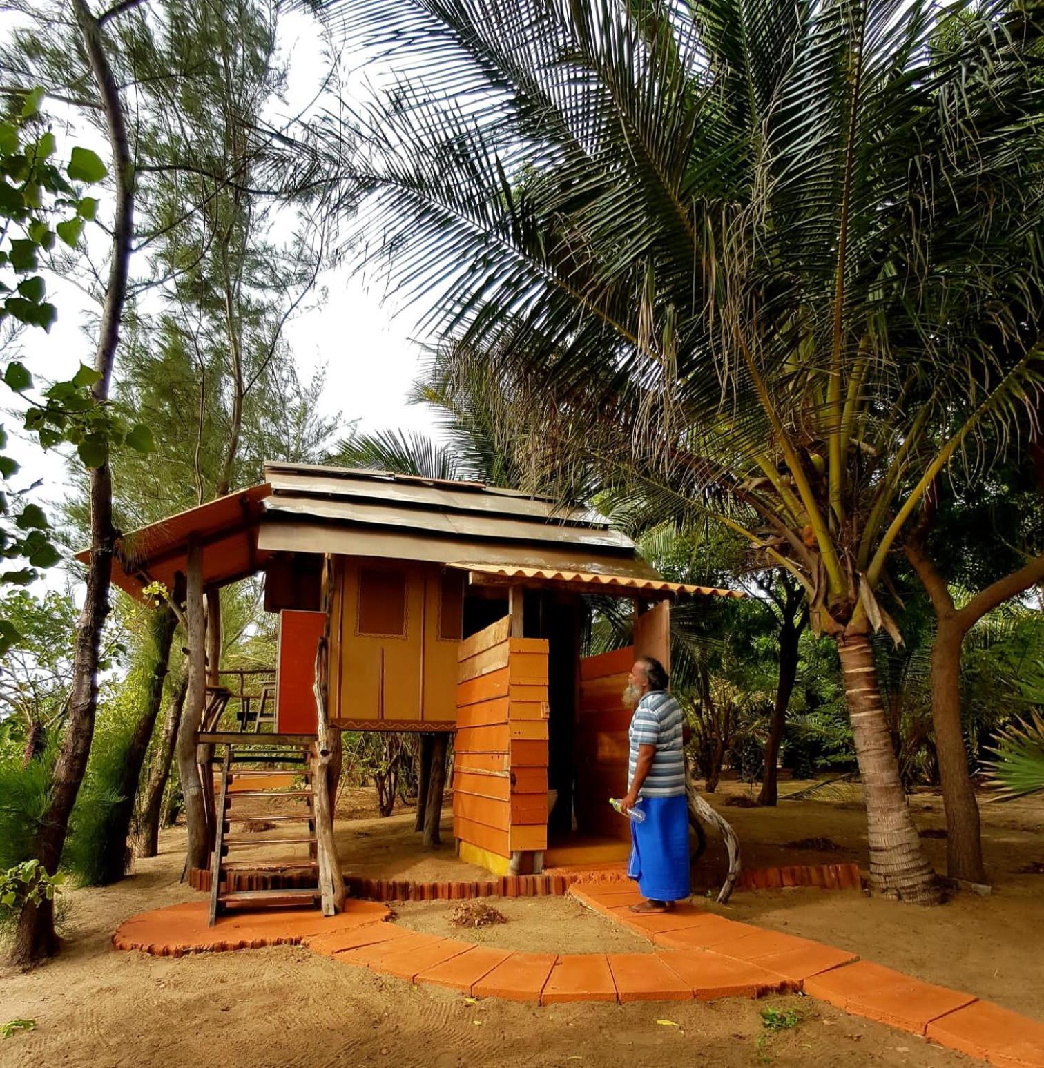 Light House Beach Hut Komari Exterior photo